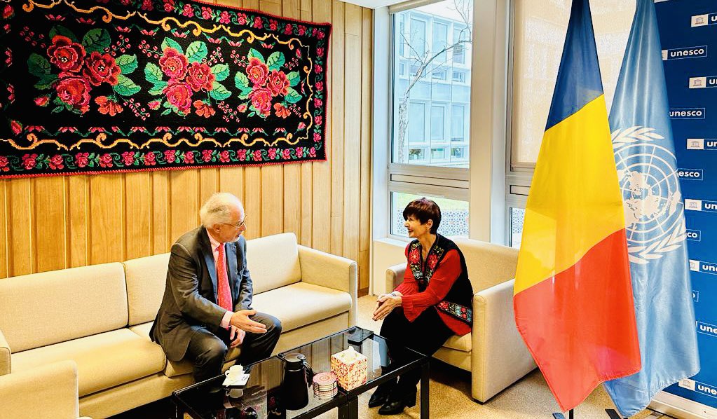 PGC_of_UNESCO's tweet photo. A real honour to discuss with the distinguished Professor Pierre-Michel Eisemann, President of the Legal Committee of the General Conference about the work of the Commission! He’s a refined connoisseur of the UNESCO dynamics. Learned several useful things. #42ndGeneralConference https://t.co/4RDJxklfXL
