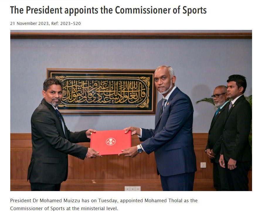 SherynaSamad's tweet photo. al’hamdhulillah! proud moment! 
congratulations mohamed ♥️ @Tholal https://t.co/ovTmCJycbQ