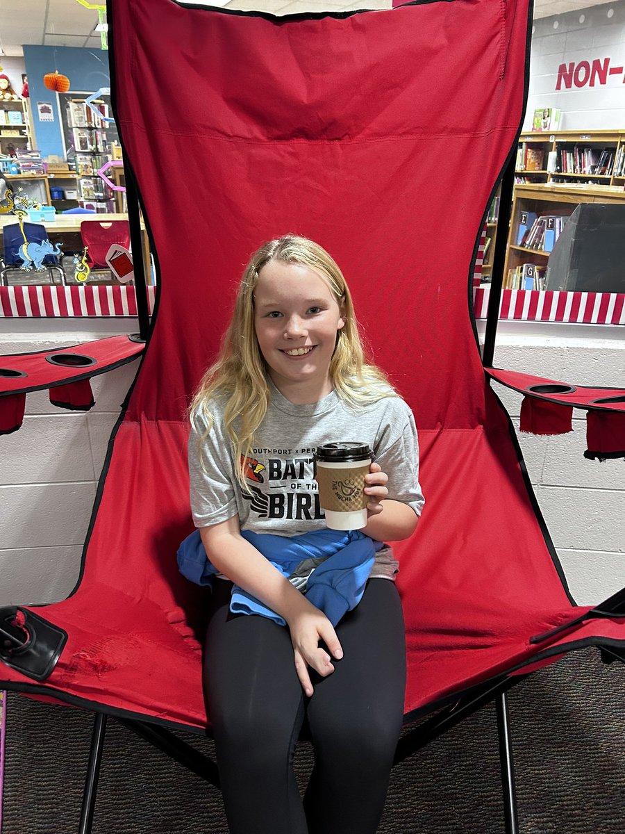 Great day before our break for Thanksgiving! I had a helper go with me to the bus driver breakfast, tree lighting <a href="/MaryBryantElem/">Bryant Elementary</a> , and the famous Mocha Nut.  I also got to read to fifth grade at Rosa Parks Ele. #WeGrowKids