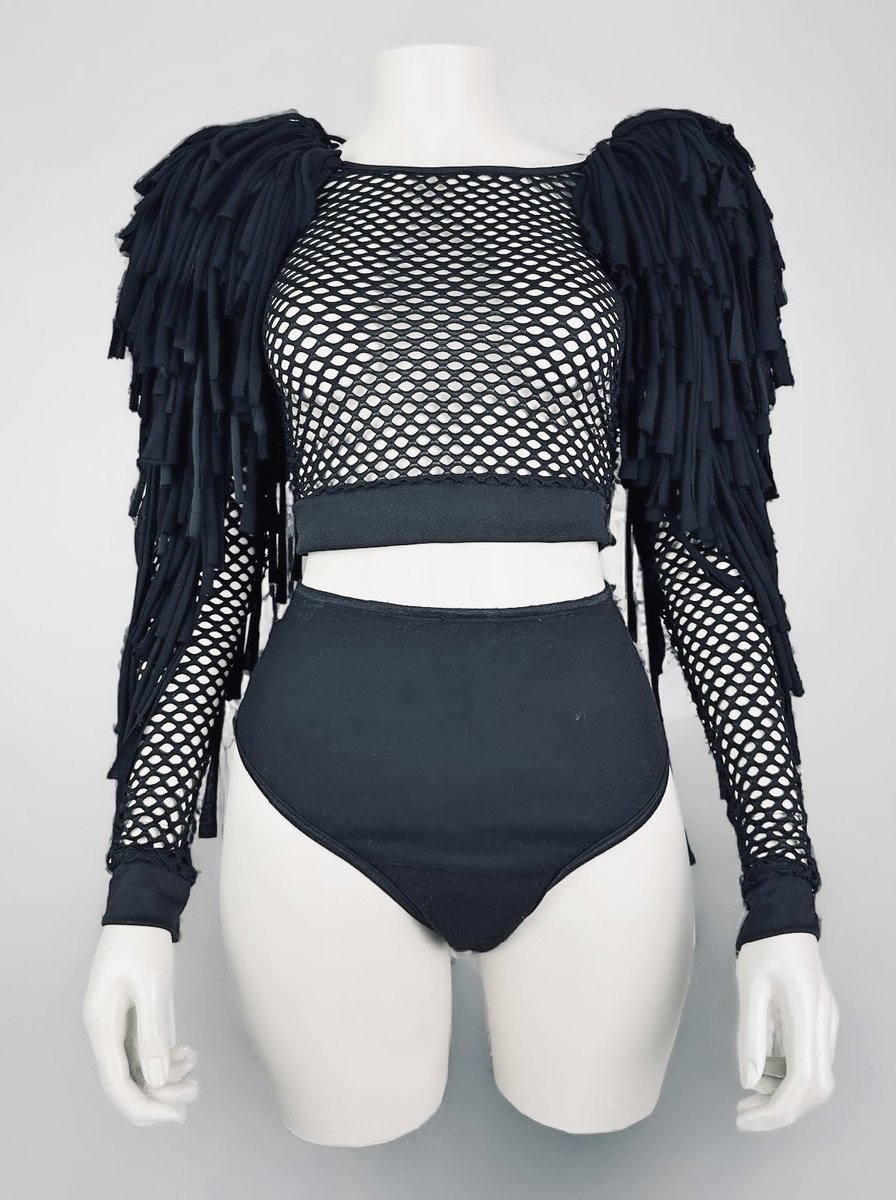 typicaljayni's tweet photo. Badlands - gothic black mesh crop top with fab fringed statement shoulders. 

https://t.co/BgxgbrPRup https://t.co/xmKRqye4IV