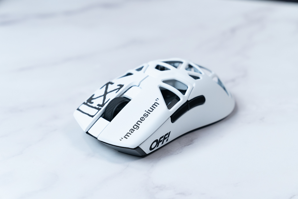 NachoCustomz's tweet photo. Off white RVMSE https://t.co/qvJSkwUpjn