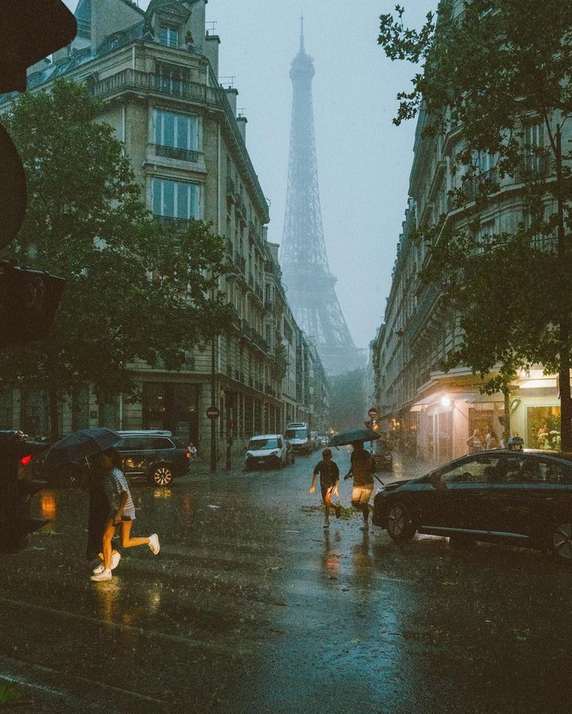 Paris, France 🇫🇷 📸:@EvenSkild