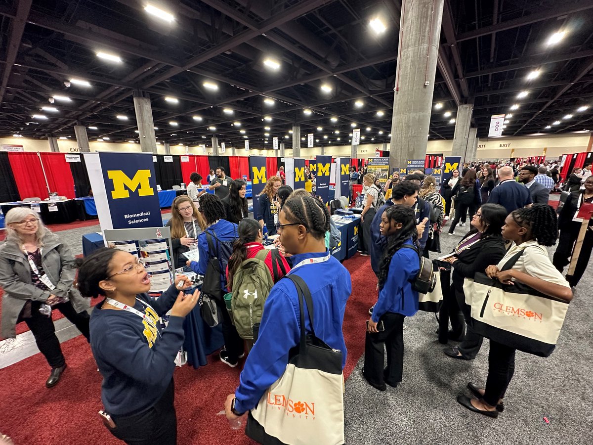 UMichMedSchool's tweet photo. One of the best things about @ABRCMS is the people! Thank you to everyone, new and familiar, who stopped to chat with the @UMich Medical School team. And thanks to @ASMicrobiology for putting on such an extraordinary event. See you next year! #ABRCMS2023 #GoBlueResearch https://t.co/CDyhOEFo1b