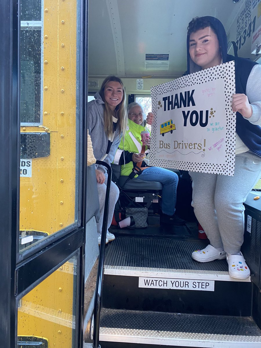 GNHSActivities's tweet photo. The rain didn’t stop us from thanking our much deserving BUS DRIVERS this morning!!! ☕️ 🍩 Happy Thanksgiving to all! @J_Renaissance @Dwight_Carter @GNKnightsMedia @GrayslakeNorth @Jostens #StandUp #NovemberCultureChallenge #CurbsideCoffee https://t.co/t1raljpbNF