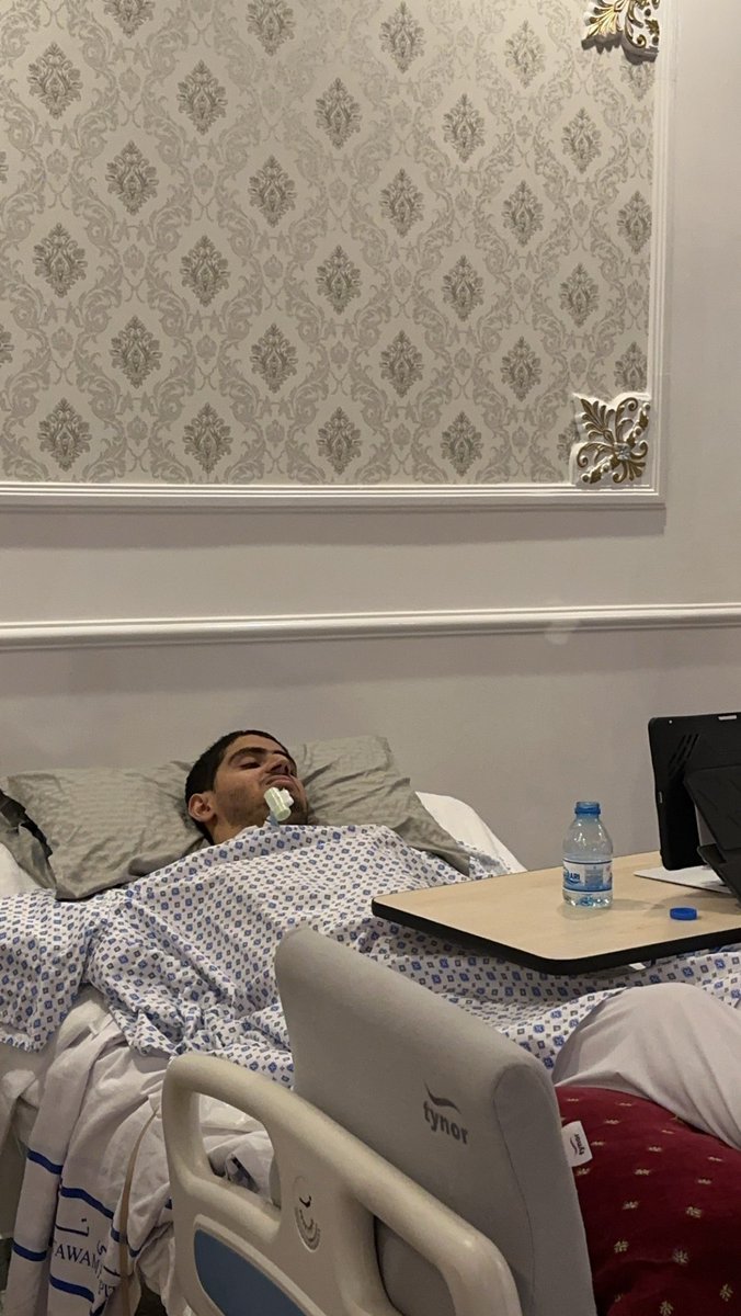 • وقبورًا وضعت بها الأنفس الطيبه أنِرها برحمتك يا الله واجعلها اجمل مسكن رأته اعينهم 
أنا لله وانا اليه راجعون 
أحمد المعمري في ذمة الله 
كونوا كالغيث يروي قبره بدعائكم