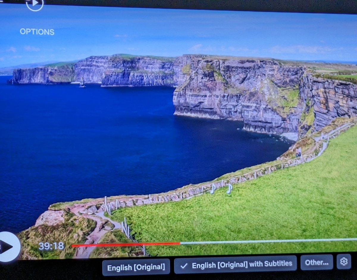 Amanda_Parsons's tweet image. I'm so happy they still let people walk along the #CliffsOfMoher #FindingYou
