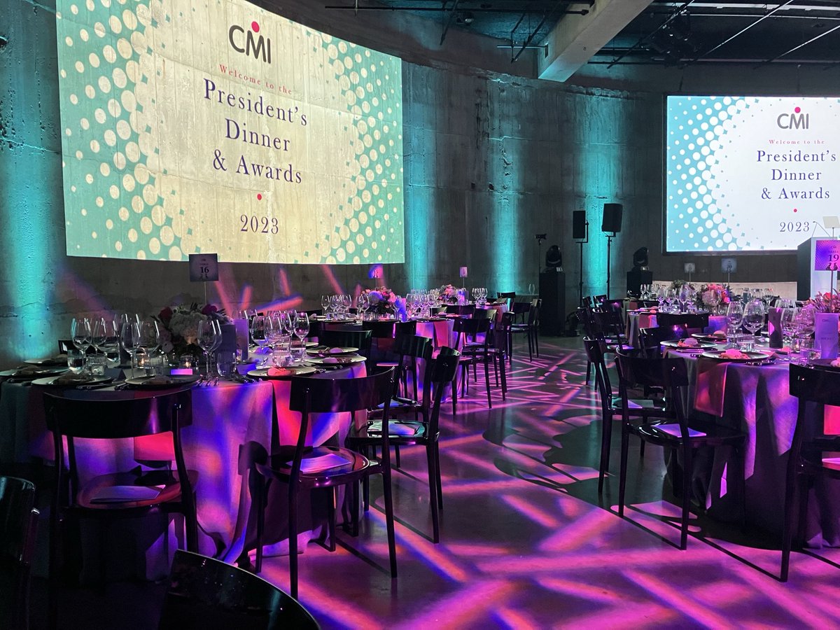 Kicking off the #CMIPresidentsDinner amazing venue, eclectic crowd and such interesting #professionals - congrats ⁦<a href="/AnnFranckeCMI/">Ann Francke OBE</a>⁩ !
