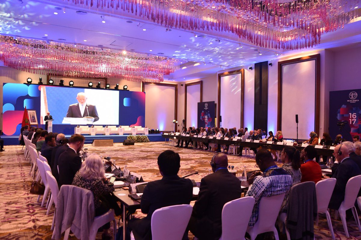thewave_global's tweet photo. We are honored to have been part of @BAfricaSummit that was held in Tangier on 16-17th of November 2023 and where we presented WAVE’s ambition of enabling “Ocean Regeneration within a Human Generation”.

The Summit gathered visionaries, leaders, and experts committed to shaping Africa's maritime future. The convergence of political leaders, economic stakeholders, scientists, maritime specialists, and civil society actors over two days of dialogue was truly insightful!
 
We extend our heartfelt gratitude to the organizers and all participants for inviting us to take part in the conversation.
 
#BlueAfricaSummit #BlueEconomy #JointheWAVE #OceanRegeneration