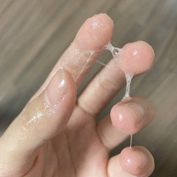 EriykaRyan's tweet photo. 我昨天晚上竟然做春梦了！！！没想到我这个年龄段了竟然还会做春梦！现在想想都老脸一红，不知道是不是太久没有被滋润的原因，希望成熟稳重的素质男来我们一起探讨一下😂😂 https://t.co/PtLEWnsry7