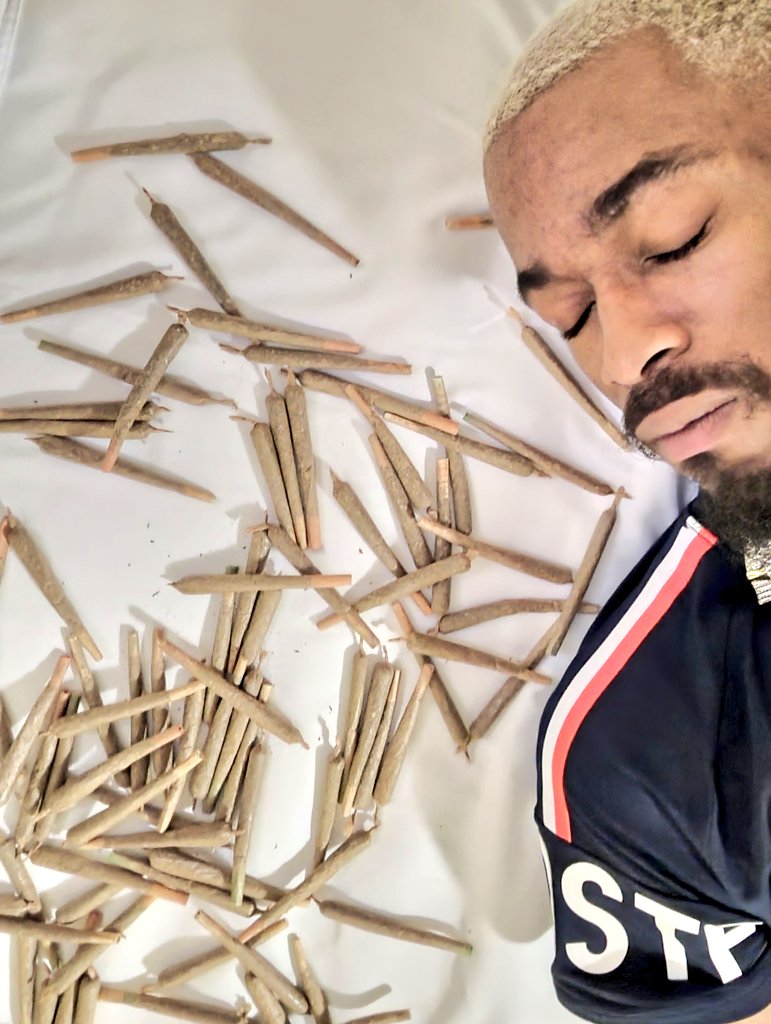 Delcio Dollar tweet media