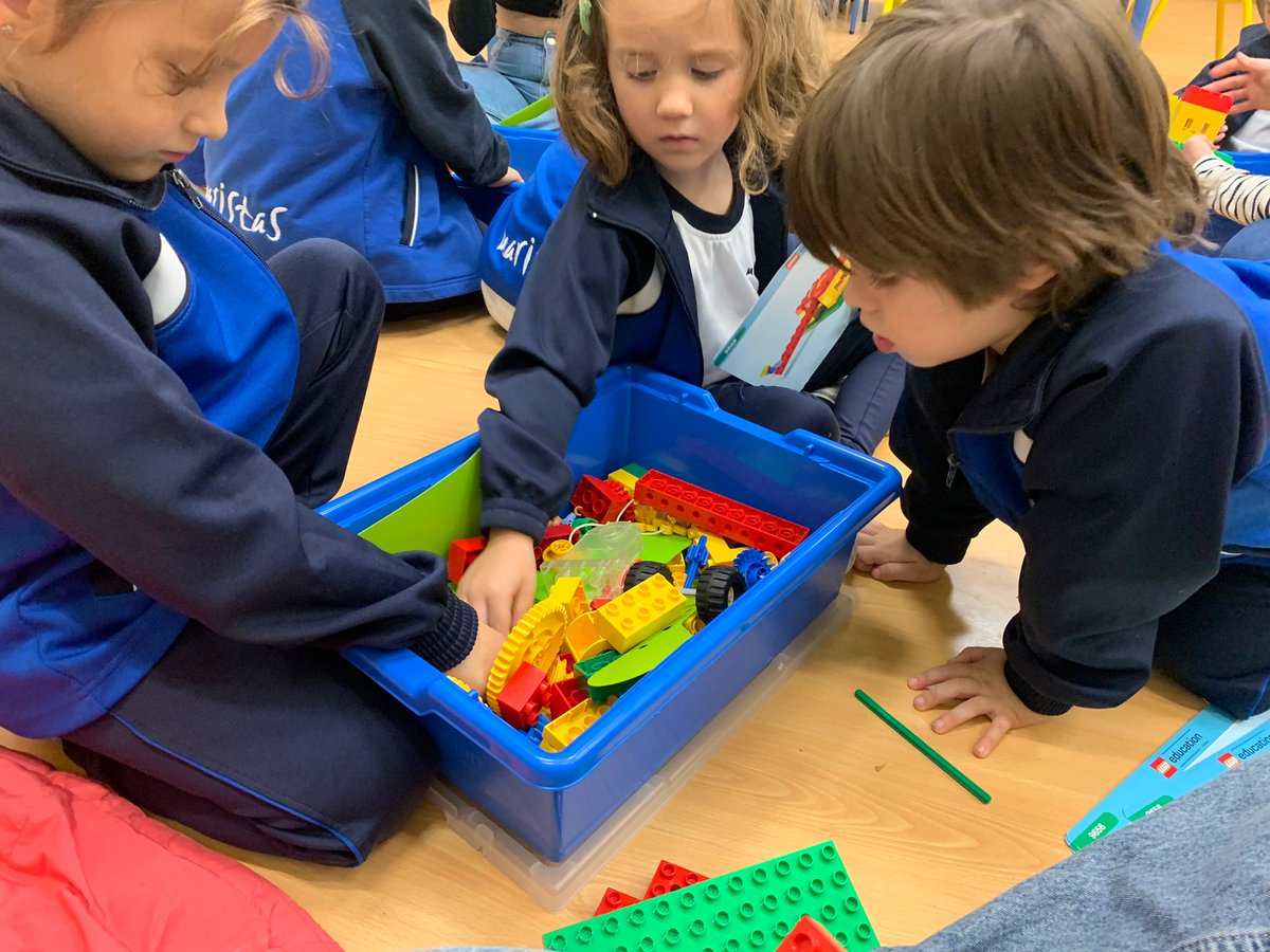 Las extraescolares de la tarde son también momento de jugar, socializar y aprender, como el taller de robótica de <a href="/captioma/">Captioma - Divulgación y formación S.T.E.A.M.</a>
#SomosMaristas #EstásEnCasa