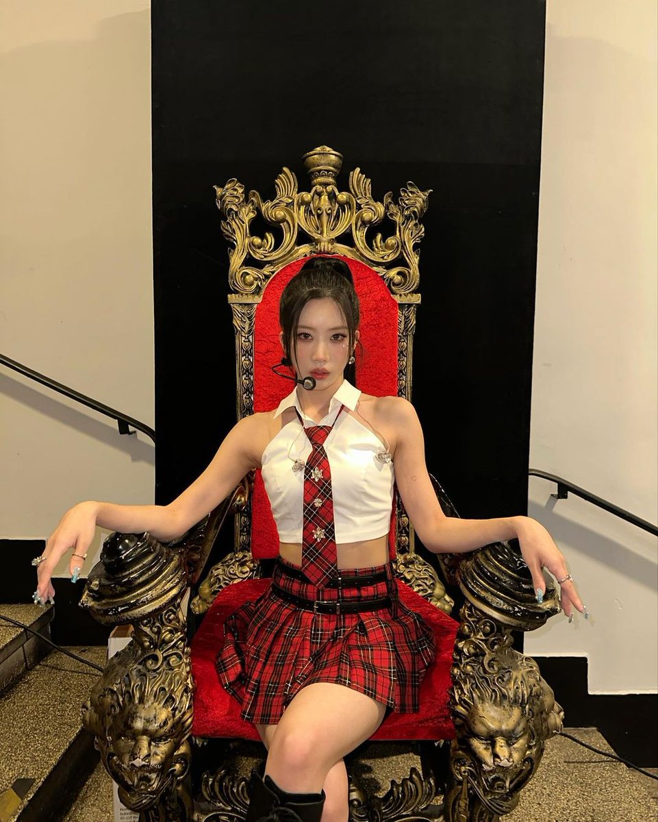 𝐒𝐢𝐒𝐮𝐧 | 시선 tweet media