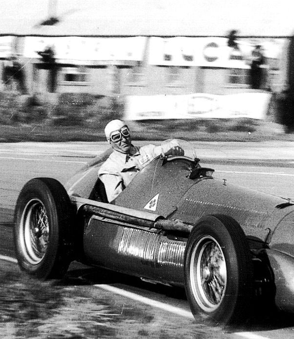 phn16's tweet image. Giuseppe ”Nino” Farina, Alfa Romeo 158, 1950 British GP, Silverstone