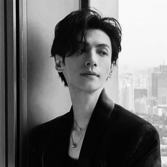 OFSN0FJALL's tweet photo. ⠀ 

⠀⠀         การบ้าน : ความรู้เบื้องต้นทาง
⠀⠀         ความสัมพันธ์ ระหว่างประเทศ
⠀⠀          ⠀ ⠀⠀
⠀⠀         #TheRoyalAcademyTRA

⠀ https://t.co/KynYpkcEKP