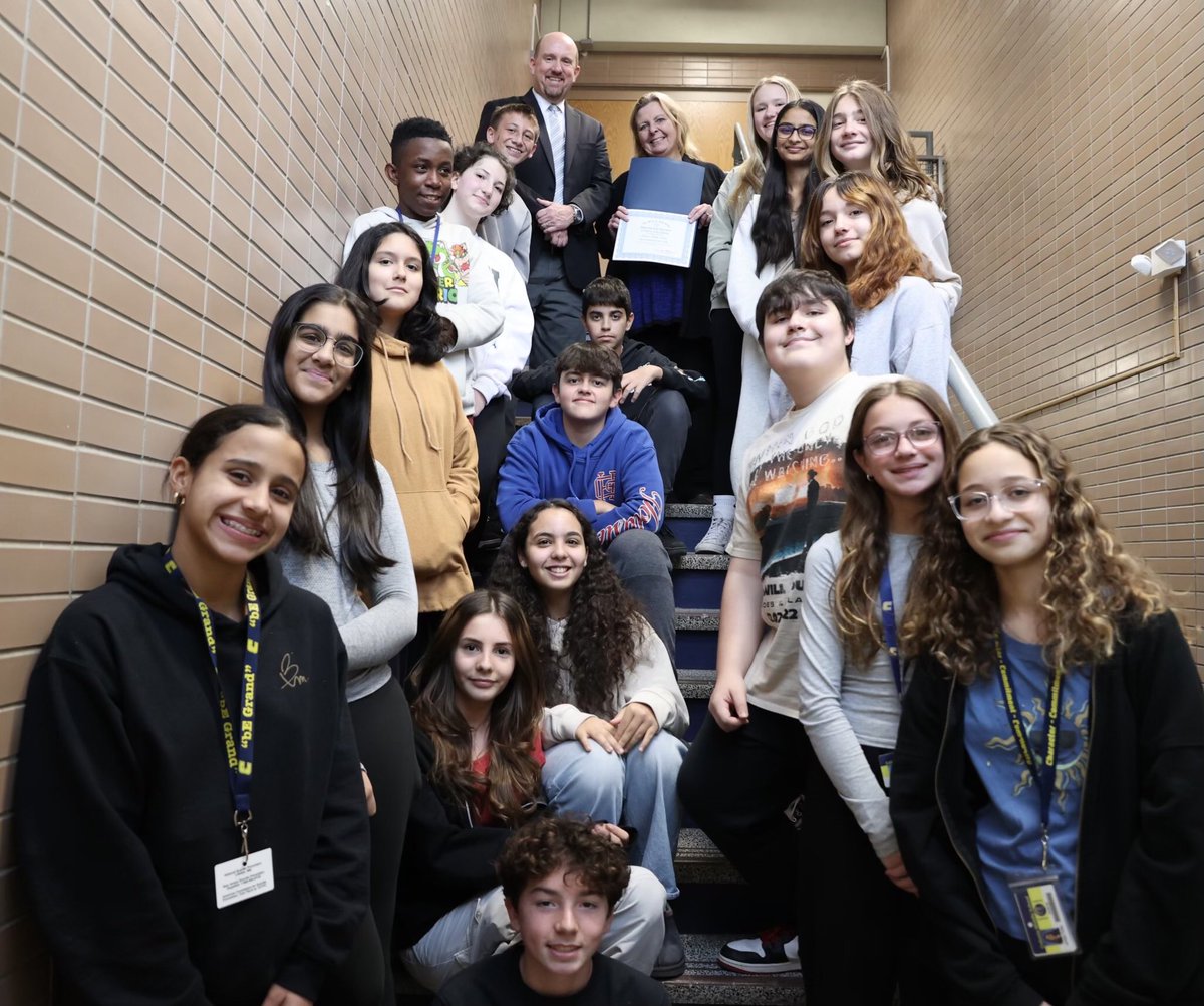 Colonia Middle School tweet media