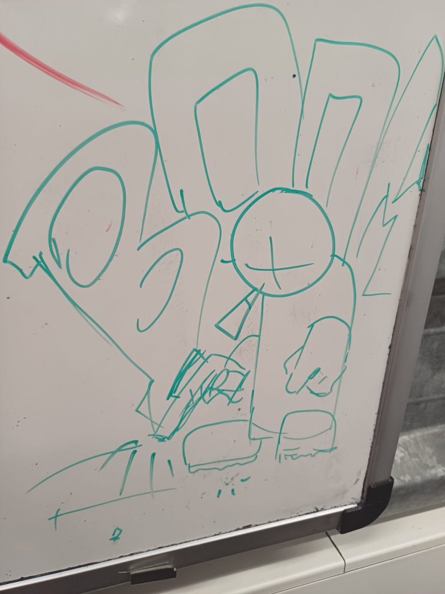 FroggoMagic's tweet photo. I made this little drawing in my animation class on the whiteboard  #madnesscombat #drawing https://t.co/2YfKjHVbmW