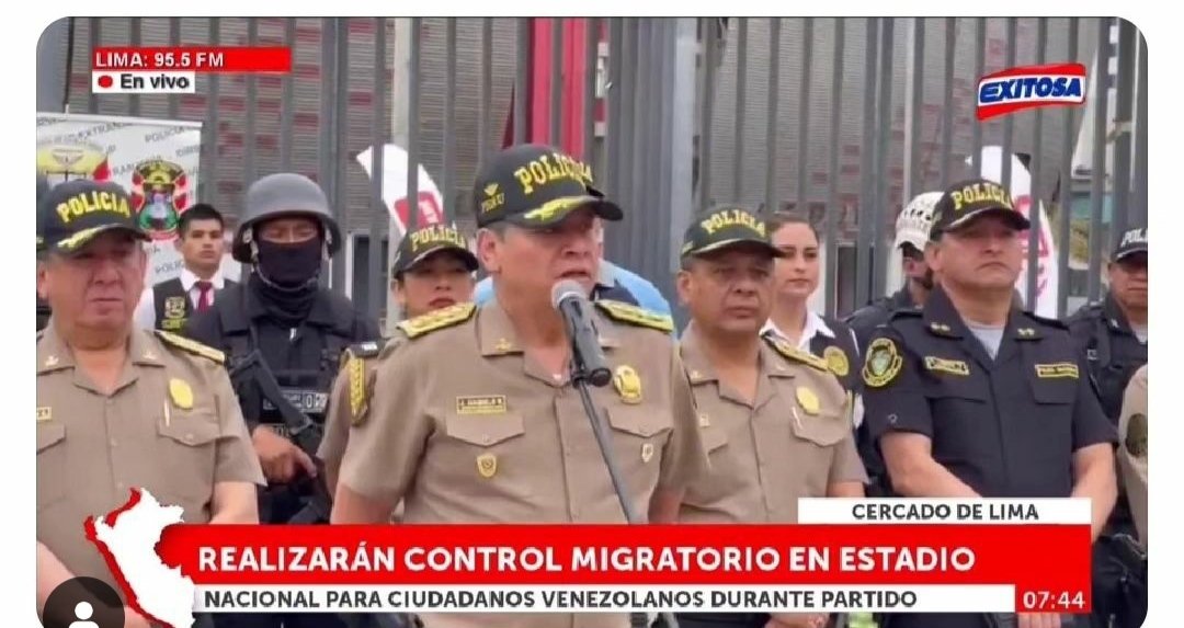 SonySanchez's tweet photo. Que lamentable que el ilegítimo Gobierno de Perú utilice a sus instituciones para perseguir a la comunidad Venezolana que festeja con alegría la presencia de nuestra Vinotinto en suelo Peruano. Estamos seguros que los resultados de esta noche elevarán aún más nuestro gentilicio. https://t.co/AvLftF7aIr