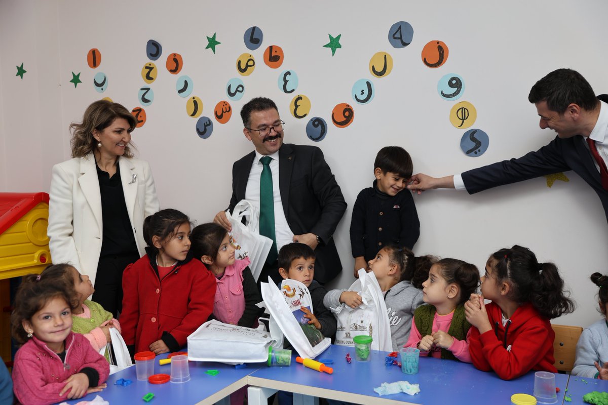 valiercanturan's tweet photo. Çocuklar, dünyanın en kıymetli hediyeleri❤️

📍Iğdır Aile Destek Merkezi (ADEM) https://t.co/oRfcdLyyHB