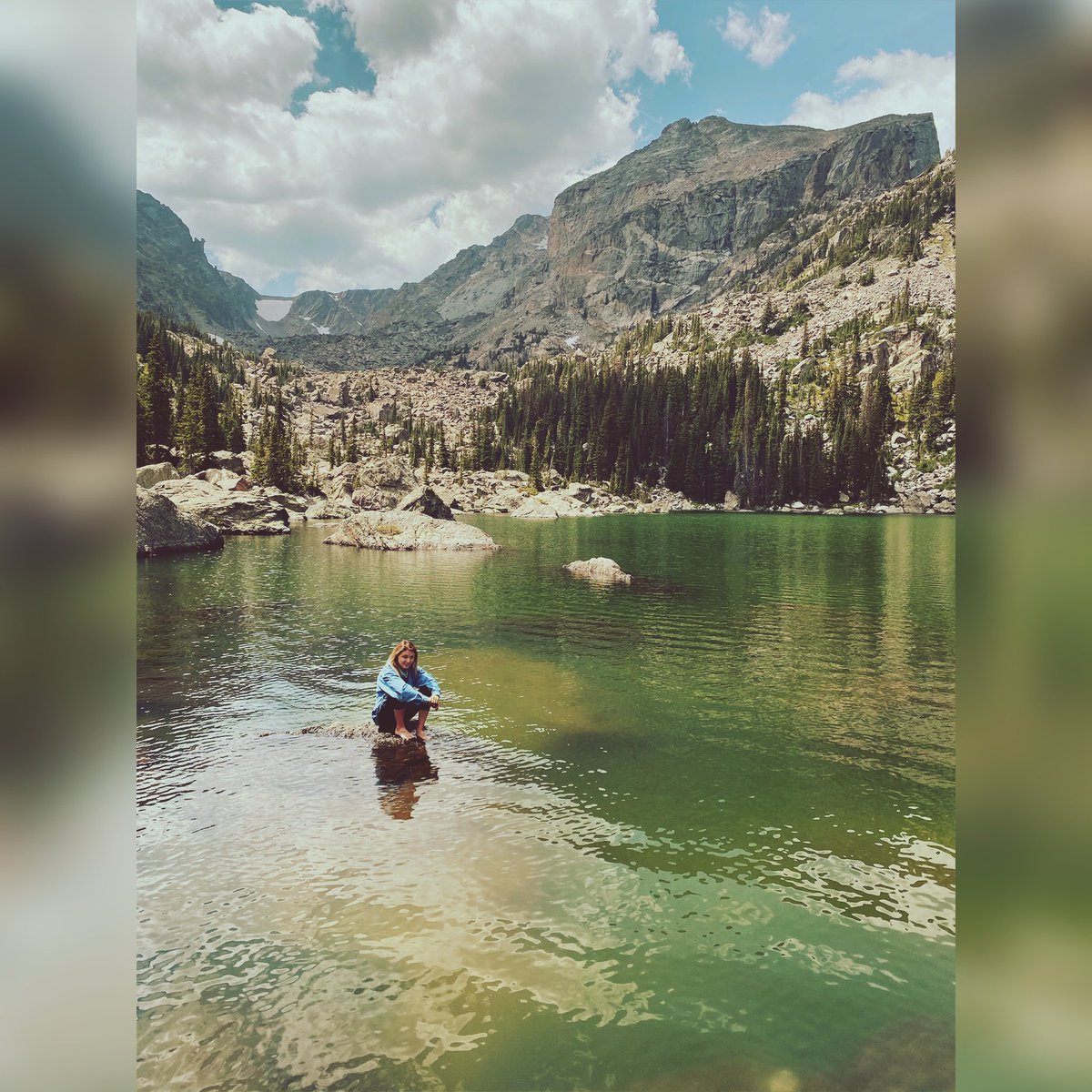 ihikedthat's tweet photo. I’m sure she said “there’s a rock in that lake and I need to sit on it!” 🐟
YOLO
#ihikedthat https://t.co/zZjlQB38Rt