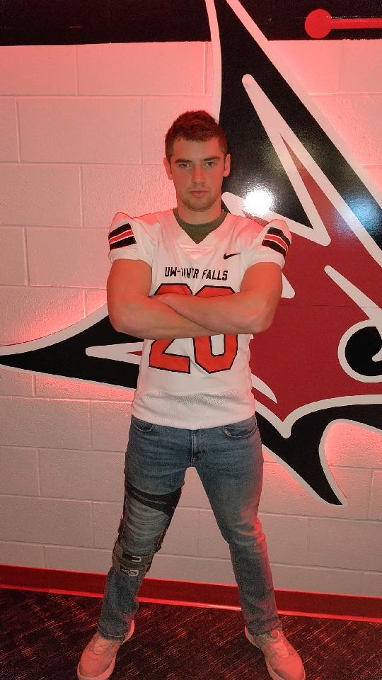 GriffiethJack's tweet photo. Had a good visit at @UWRFFootball this weekend! Thanks @bradbezUWRF for having me out! https://t.co/sBQF5Sn0Ae