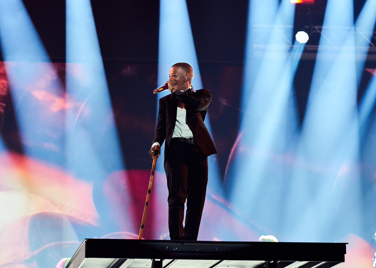 jauntslo's tweet photo. @MagleraDoeBoy @LoatinoverPound @TheSAMAs 

#SAMA29 https://t.co/VzklViQGQC