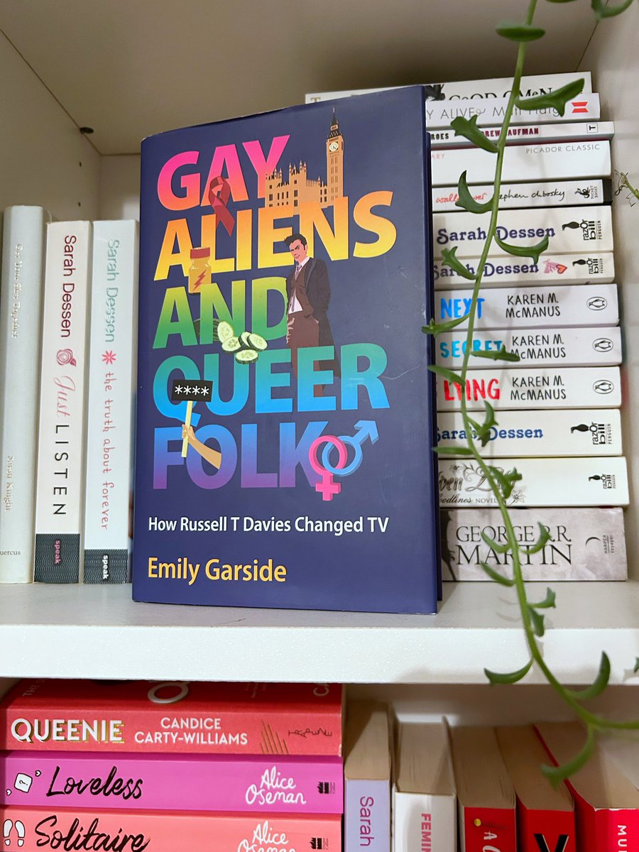 learnaboutpod's tweet photo. If you want to get your own copy of @EmiGarside book (you know it’s good when a whole podcast episode can be based on it!) head to: https://t.co/BzYDdT4Niu 📚 https://t.co/qVW4uTITfx