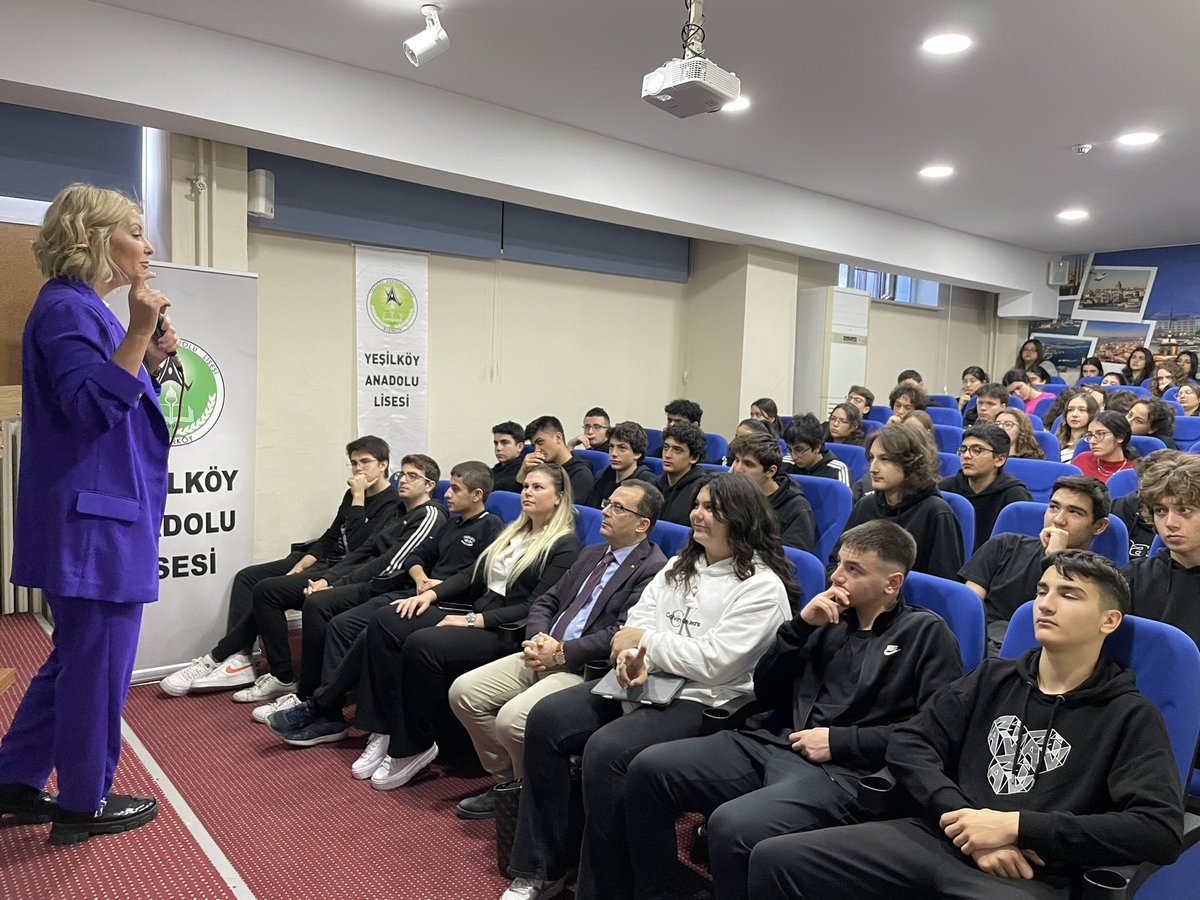 Yeşilköy Anadolu Lisesi (@yesilkoyal) on Twitter photo ODTÜ üniversitesi öğretim üyesi ve eğitimci, yazar Prof. Dr. Bilge Uzun “Buda’yı Ararken Rumi’yi Buldum” eserini öğrencilerimiz için imzaladı. “Düşünme Becerileri” konferansı ile okulumuz öğrencilerine hitap etti.
<a href="/BakirkoyMEM/">Bakırköy İlçe Millî Eğitim Müdürlüğü</a>
<a href="/cepni6144/">M.Fatih Çepni</a>
<a href="/Hkkydgn/">Hakkı AYDOĞAN</a>
<a href="/Bilge_Uzun/">Bilge Uzun</a>
<a href="/Adem_Duzgun52/">Adem DÜZGÜN</a> ODTÜ üniversitesi öğretim üyesi ve eğitimci, yazar Prof. Dr. Bilge Uzun “Buda’yı Ararken Rumi’yi Buldum” eserini öğrencilerimiz için imzaladı. “Düşünme Becerileri” konferansı ile okulumuz öğrencilerine hitap etti.
<a href="/BakirkoyMEM/">Bakırköy İlçe Millî Eğitim Müdürlüğü</a>
<a href="/cepni6144/">M.Fatih Çepni</a>
<a href="/Hkkydgn/">Hakkı AYDOĞAN</a>
<a href="/Bilge_Uzun/">Bilge Uzun</a>
<a href="/Adem_Duzgun52/">Adem DÜZGÜN</a>