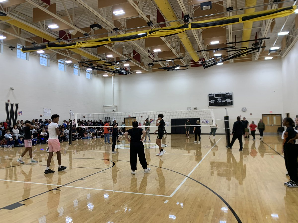 Lincoln Staff vs Students Game! 🏐 The teachers won 2 out of the 3 and currently have the trophy! Thanks to everyone who participated! It was great day! #pbis #staffvsstudents #thankful <a href="/warrenschools/">Warren City Schools</a>