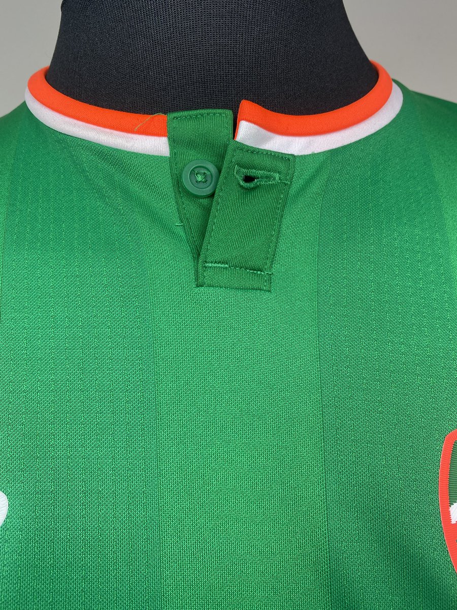 MarksJerseys's tweet image. ☘️103 and out. New Balance 2017/18 Ireland home shirt complete with James McClean name and number.

McClean always gave 110% in an Irish shirt and bows out tonight against New Zealand. 

#MarksJerseys #McClean #COYBIG #FootballShirts #JamesMcClean