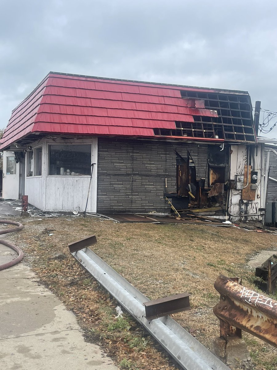 CFDMedia's tweet photo. Damage to Calumet fishery is extensive. Fire was in large void in upper area now out with no injury to members.   Business had been subject of earlier closure by City https://t.co/6Fnzx02L6R