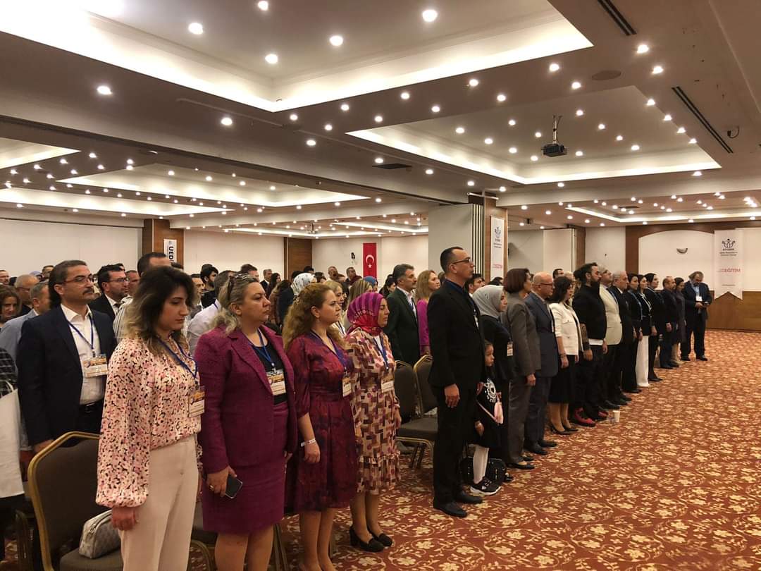 eyuder's tweet photo. #UEDFOR
İŞİMİZ EĞİTİM GÜCÜMÜZ EĞİTİM 🇹🇷
Türkiye'nin en büyük eğitim kongresi EYFOR da sizleri de bu büyük ailenin içerisinde görmekten mutluluk duyarız.
https://t.co/Nck9mKiWnv https://t.co/uhtdCmQ6E7