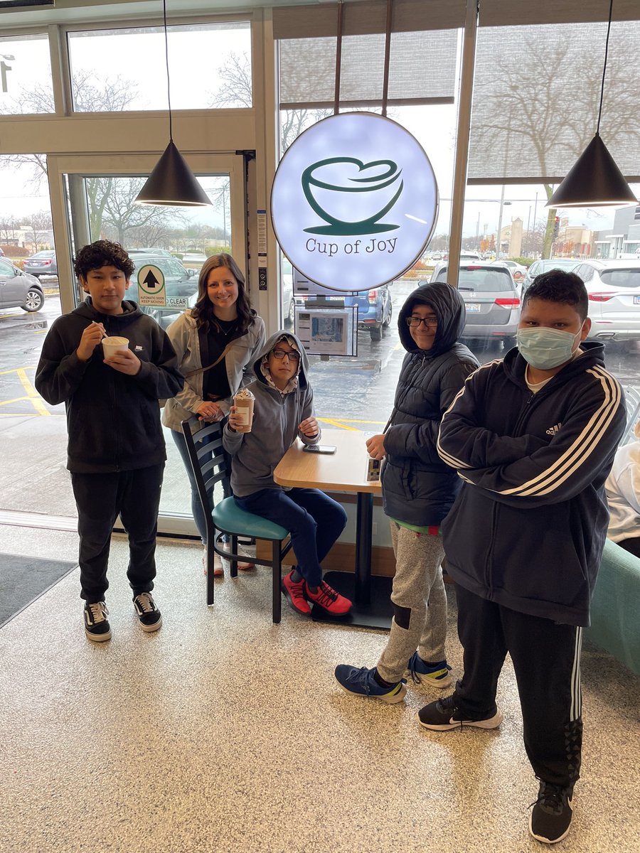 Lindsey Rapinchuk tweet media