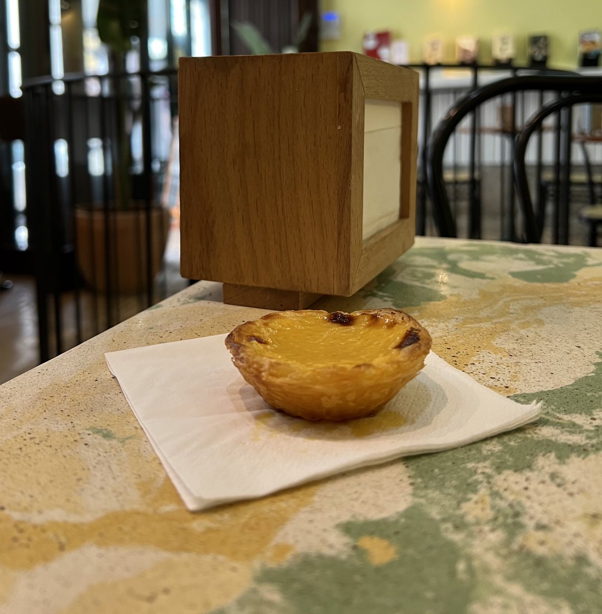 Vanialima11Py's tweet photo. Necesito que alguien haga y venda Pastel de Nata (tipo portugués) en Asunción. 
Me anoto para control de calidad previo. 
CC: CHAVAL OBRADOR  ú OVEJA NEGRA 👀 https://t.co/c7483PdS6n