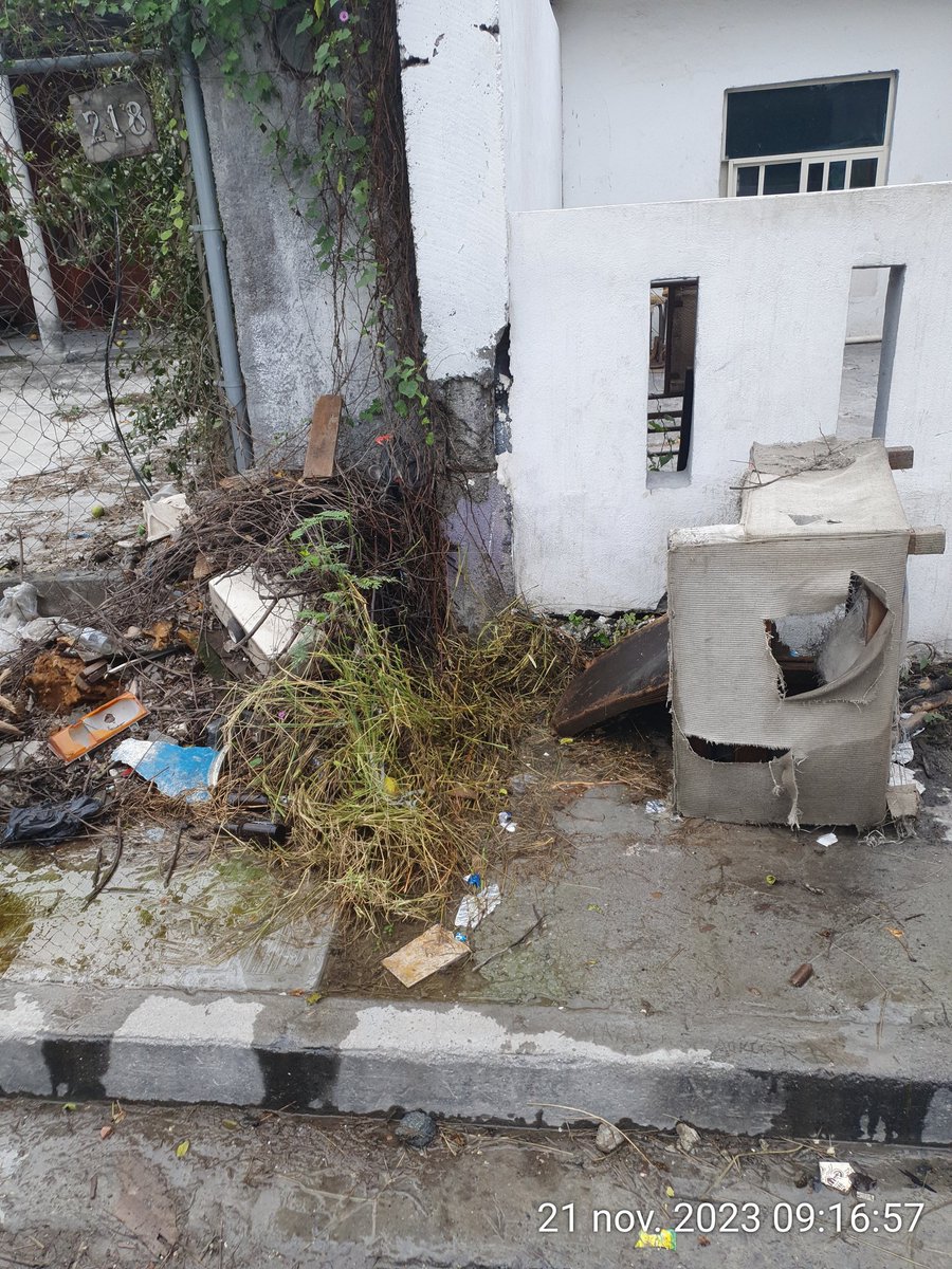 Esther_Rios2011's tweet photo. @ayd_monterrey  Buen  Día
Desde hace una semana hay una fuga de agua en un domicilio deshabitado. La fuga está en un tubo sobre la banqueta y el líquido sale con mucha presión 
Calle Ernesto Ríos entre Calle Francisco Villa y  calle Felipe Ángeles
Muchas gracias https://t.co/Lm3AnmXa7M