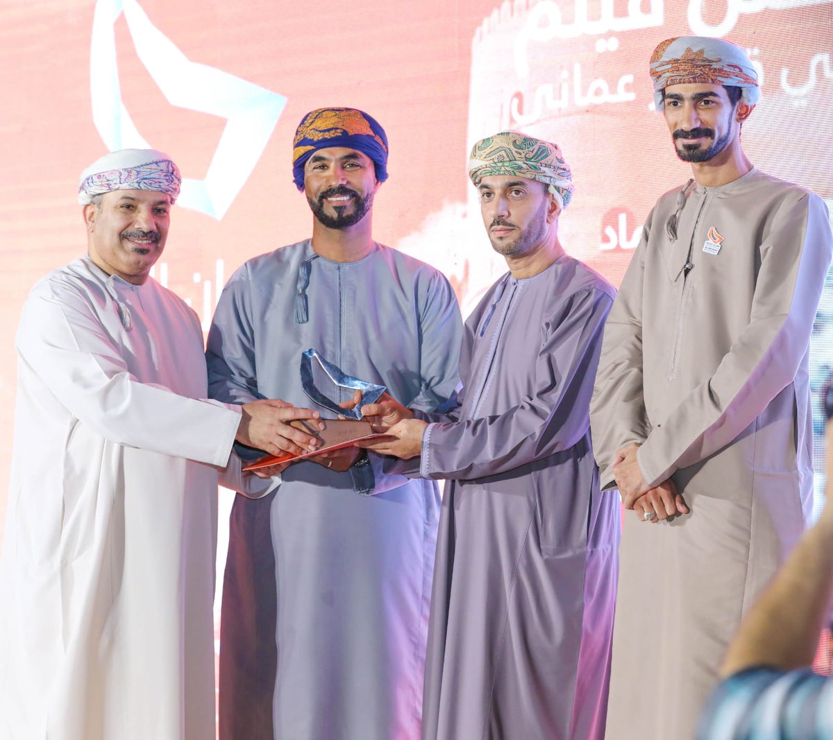 ByaadPro's tweet photo. بعد حصده لجائزة أفضل فيلم روائي قصير #عماني في #مهرجان_الباطنة_السينمائي الدولي الثاني ، قبول فيلم #رماد في مهرجان
the 7th IFFF- International Folklore Film Festival@INDIA, Kerala 
في #الهند .

#الجمعية_العمانية_للسينما https://t.co/psB3y6HsvH