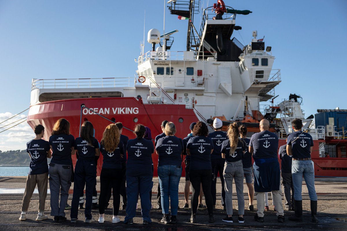 SOSMedIntl's tweet photo. "I was looking at the faces of my crew mates. They looked so overwhelmed like they have been punched in the face. We told each other that nothing will keep us away from our mission, for what we are here for and that we will go back at sea as soon as we can, to save lives at sea." https://t.co/OvBgR1Qcbc