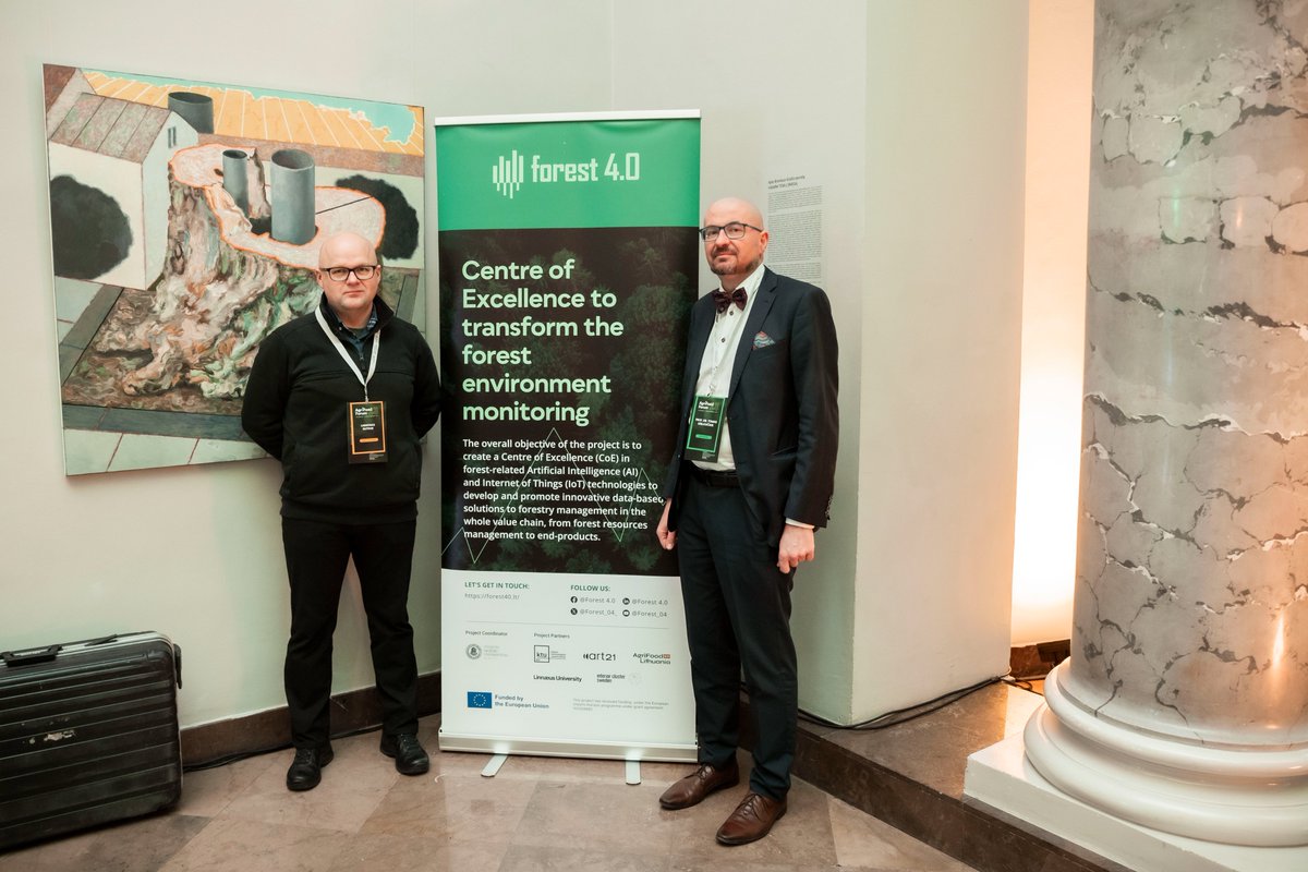 forest_04_'s tweet photo. ✨ Flashbacks of the #AgriFoodForum2023, where we presented a discussion “#Forests at the Forefront: Data-Driven Climate Resilience” 🌳🌲What's the key takeaway? We promise to continue dialogue and drive green #change 🚀 Join us! 💚 #SmartForestry #ForesTech #GreenFuture https://t.co/nMcPUMDuUt