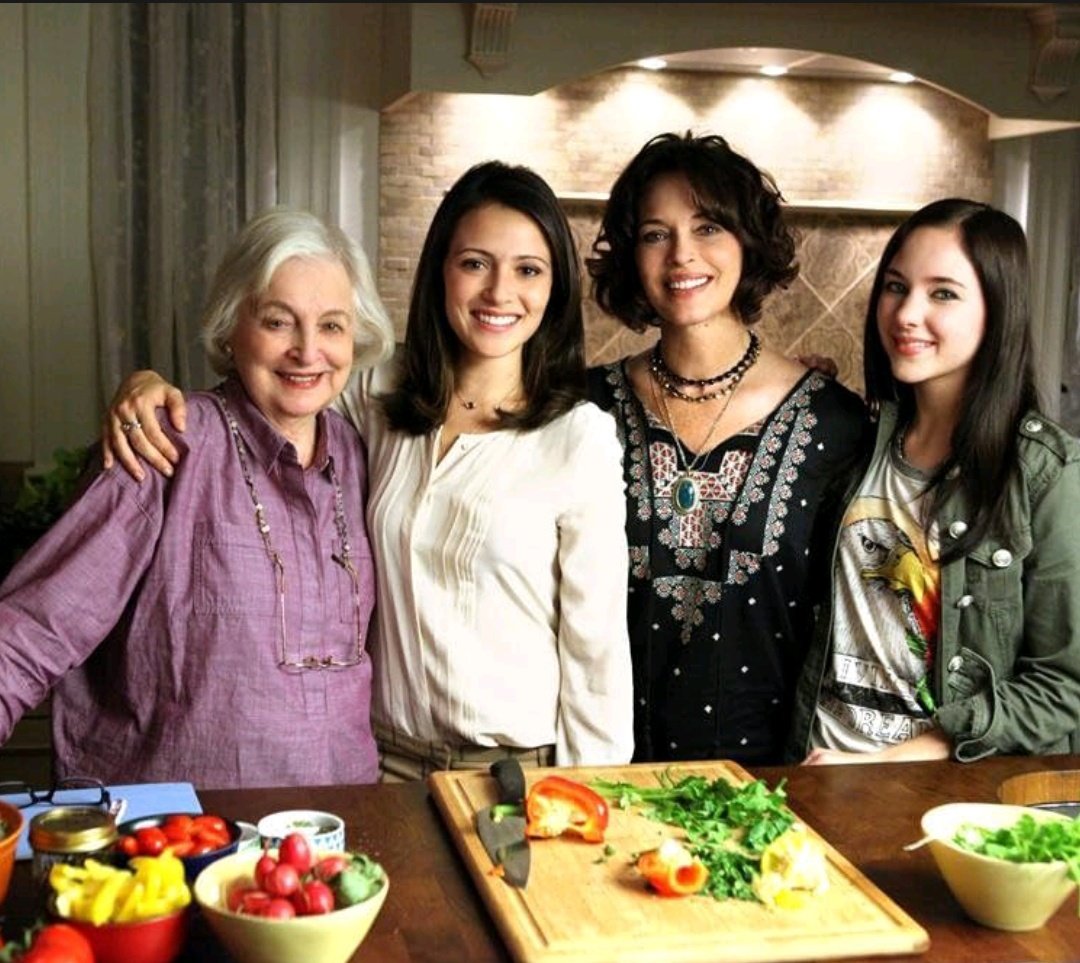 Silversmeasures's tweet image. I finally managed to complete my #MPK set to go with my #TIG Collection. This has such a special place in my heart ❤️ as I was going through some tough times at the time it was aired. The storyline was well-thought-out  and portrayed beautifully. 
#ChasingLife #RebeccaShull…