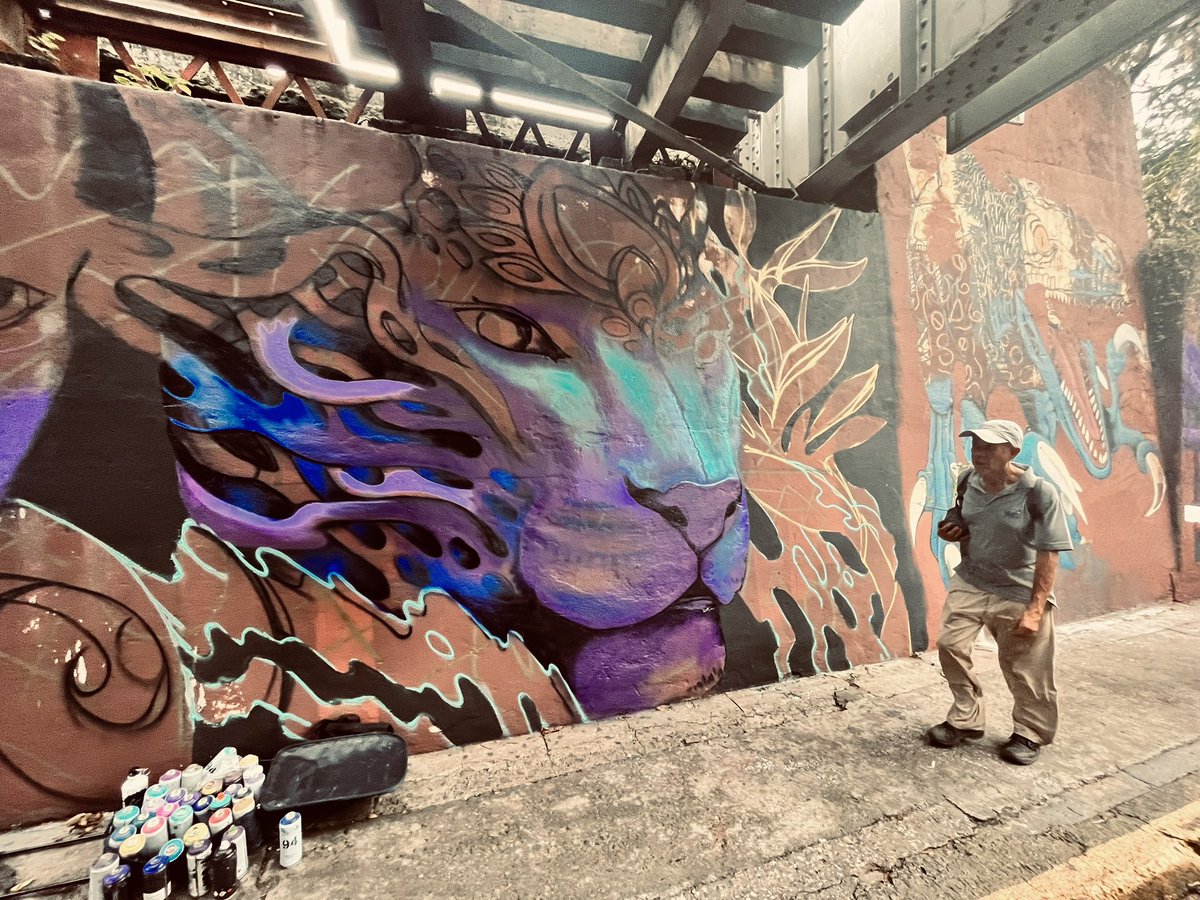 Obra en proceso🔥
Pintando una vez más en Costa Rica 🇨🇷 Festival Conexión Hip-Hop. 
Gracias a todos mis hermanos centroamericanos por recibirme tan bien siempre 🙏
