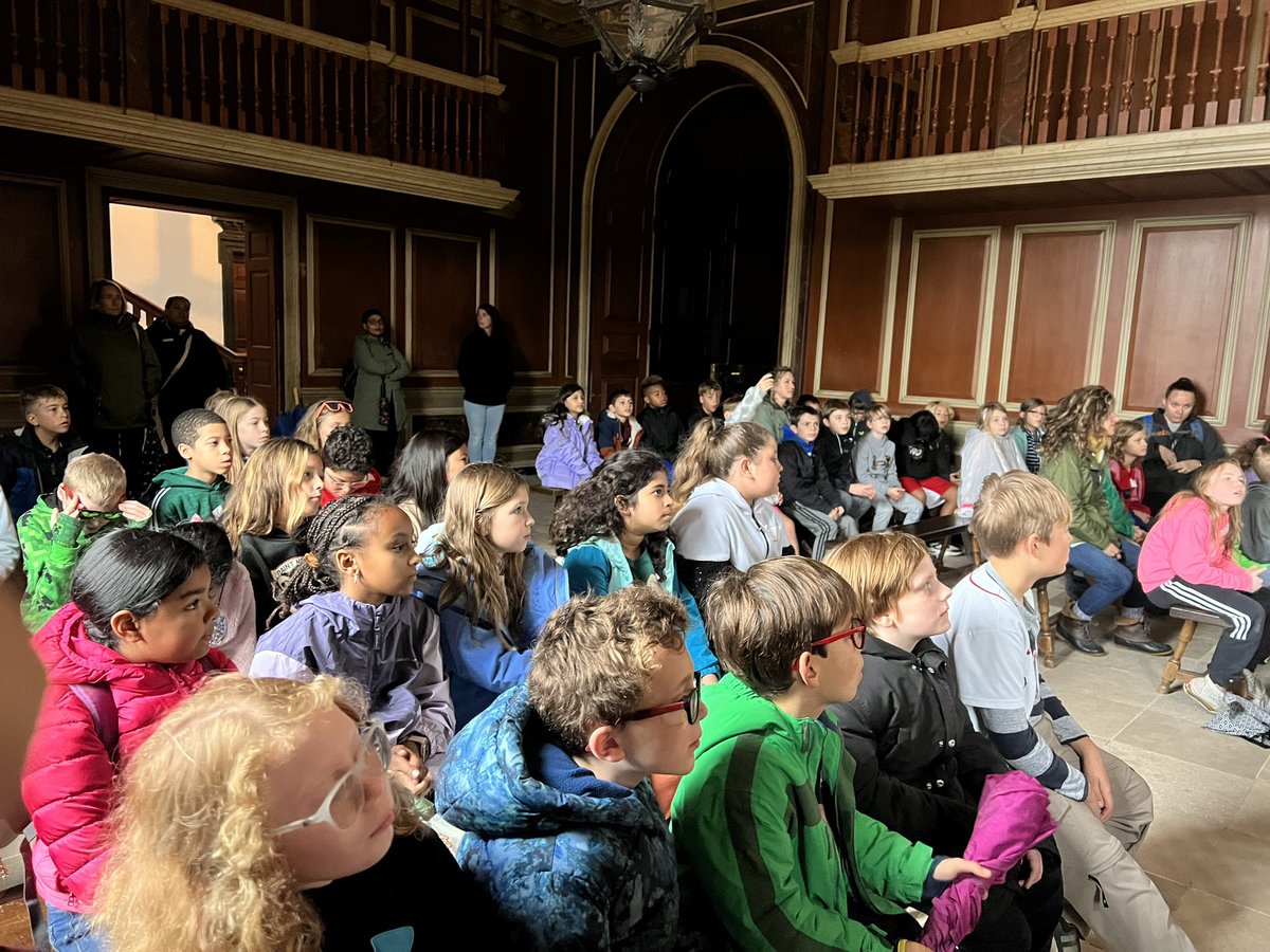 MrsSwarringim's tweet photo. Learning all about life in Colonial Williamsburg with the best fourth graders! @mvesycsd @kdenny_ @JillGillikinAP https://t.co/WVramt2xkV