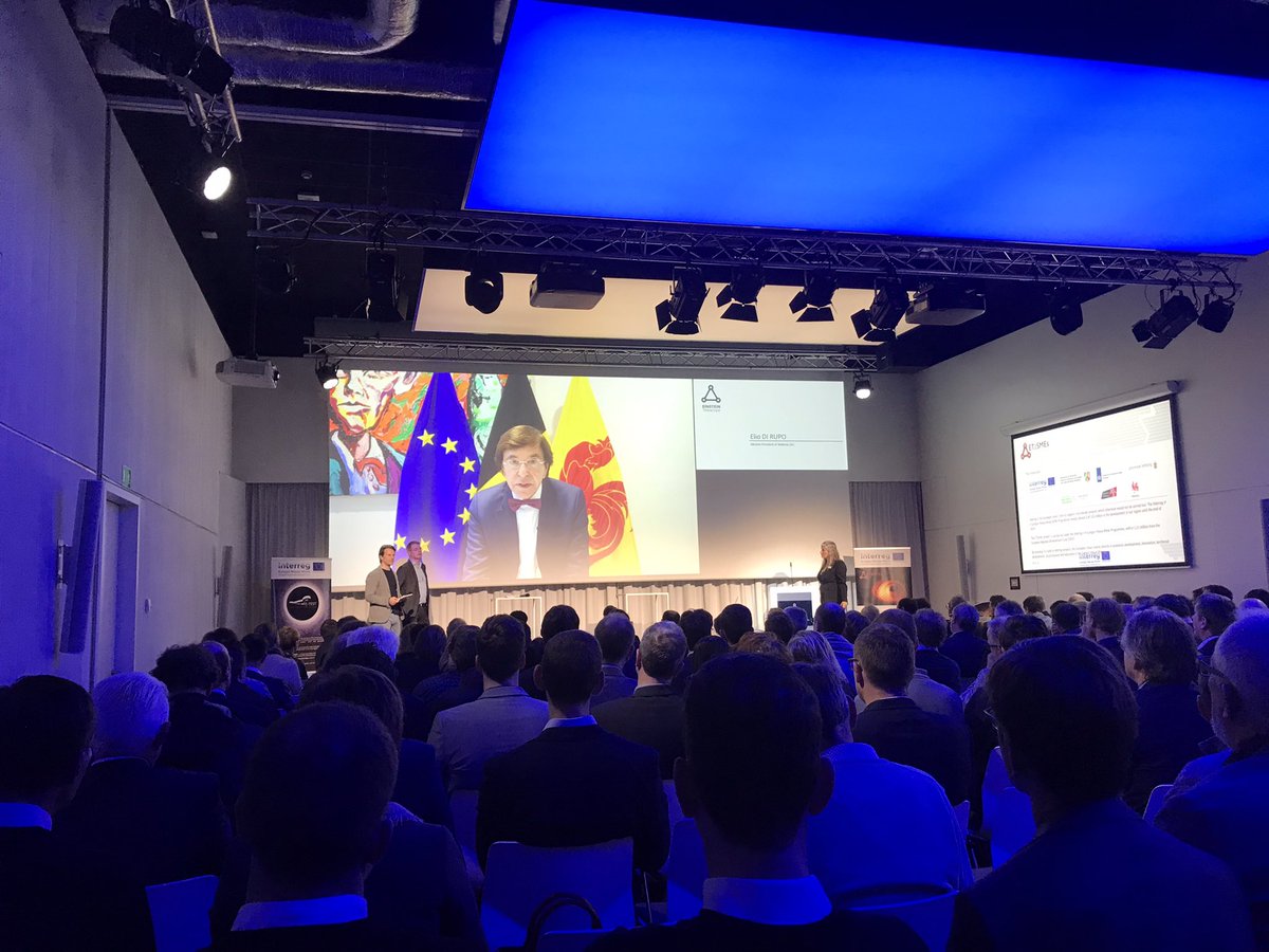 GouverneurLiege's tweet image. Le coup d’envoi des deux projets préparatoires au télescope Einstein a eu lieu ce mardi au Blue Point de Liège.
Il s’agit d’un ambitieux projet mené au niveau de l’Euregio Meuse-Rhin et financé par le programme Interreg.
#einsteintelescope #euregiomeuserhine 
#etest #et2smes