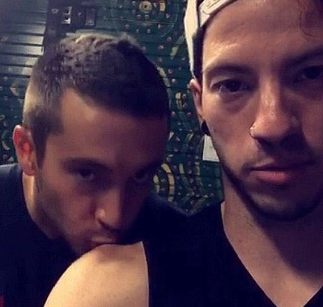 Robin Wray |-/ tweet media