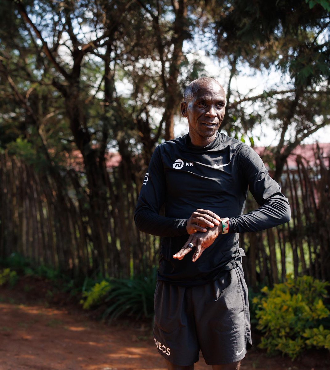 We are excited to share Eliud's new limited edition @COROSGlobal watch, featuring a design with the national Kenyan colors and Eliud's own signature. This watch was created to inspire runners around the world. Find out more: coros.com/pace3ek