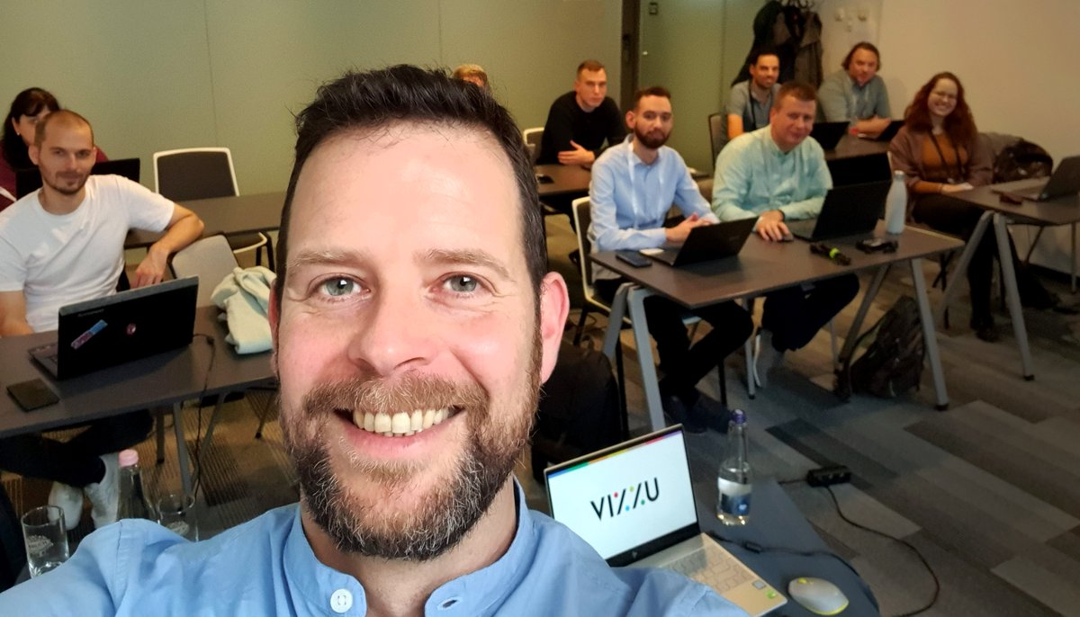 petervidos's tweet image. Had a fantastic time yesterday leading a workshop at @BudapestBI! Showing the ins and outs of using #ipyvizzu with @streamlit, and seeing those aha moments as participants created animated data stories, was the absolute highlight. 📊🚀 Thanks to all the attendees!🙏 #budapestbi23