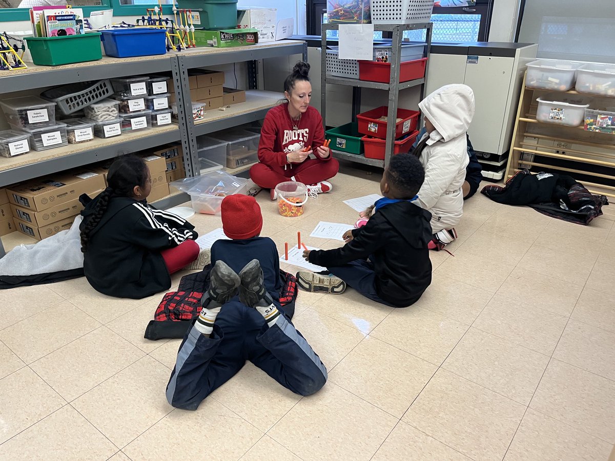 Primary Math PD at Wexford PS. Creatively using students to make the learning real-time.⁦@jamiletheteachr⁩ ⁦@mrbaker_class⁩ ⁦@CrystalCapalbo⁩ ⁦@JNavesGladman⁩ ⁦@LizBHolder⁩ ⁦@NeethanShan⁩ ⁦@LC3_TDSB⁩ ⁦@WexfordPS_TDSB⁩ ⁦@tdsb⁩