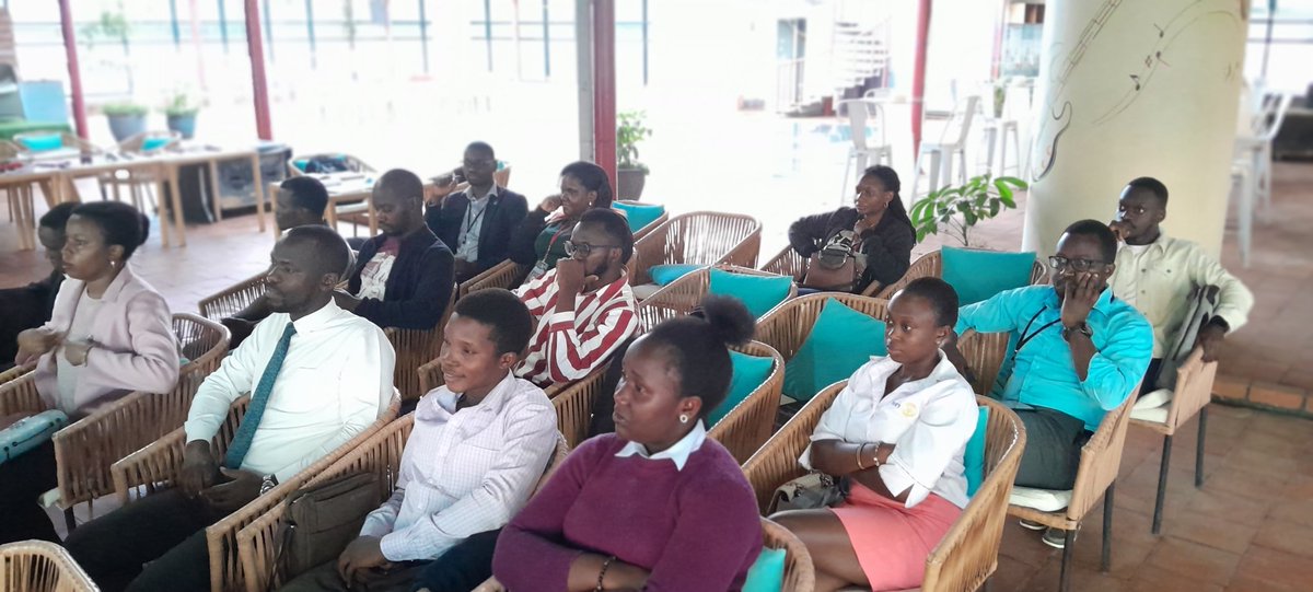 R. MEDIA UG tweet media