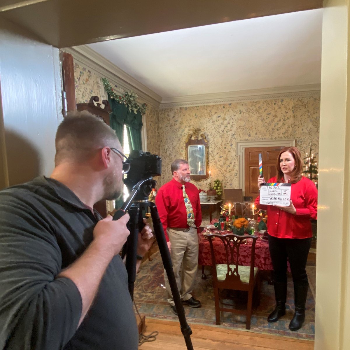 We were thrilled to have Jaccii Farris and her crew of  The 302 on Me TV 2 stop by on 11/20 to tape a segment for an upcoming hour-long Christmas special with Historic Odessa's Associate Curator Brian Miller. 

#christmas2023 #Holidays #holidayseason #HappyHolidays #Delaware