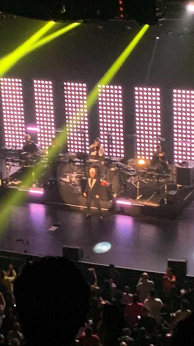 JulyContreras5's tweet photo. I’m speechless and voiceless 
Thank you @petshopboys  you guys are absolutely fabulous!! 
Vuelvan pronto 😭
Dreams can come true!! 🥰💗 https://t.co/l9yjvK4JPd