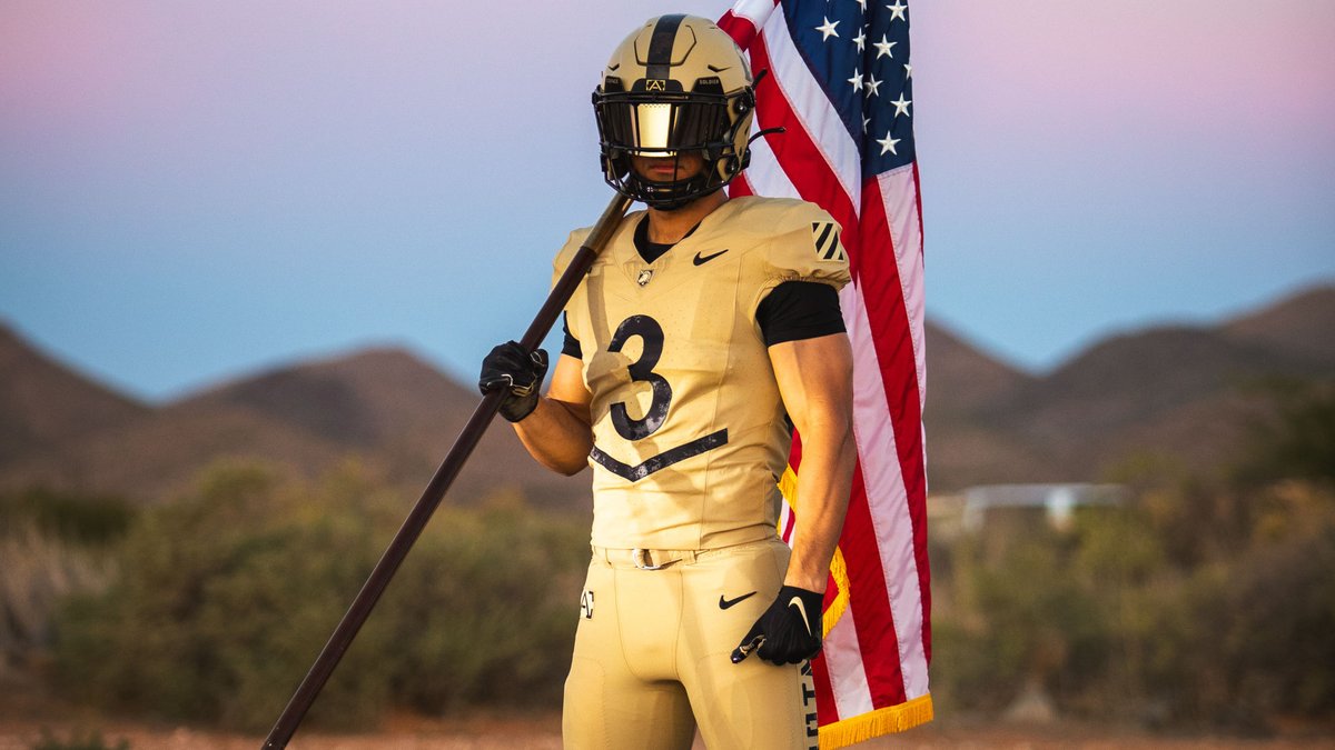 ArmyWP_Football's tweet photo. Proud to be representing the @3rd_Infantry on Dec. 9 in Foxborough 😤

🔗 https://t.co/E23tIbFswP

#GoArmy x #ROTM https://t.co/RWpVhnoFw1