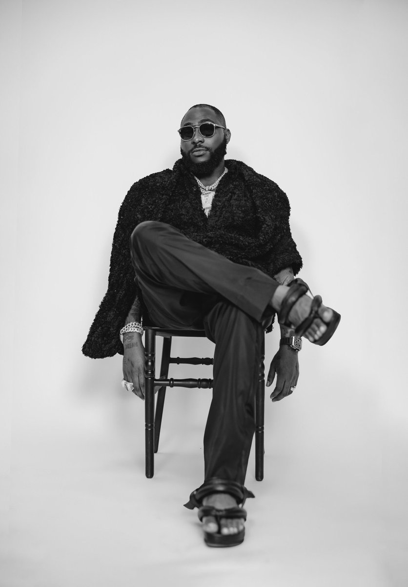 SA__Concept's tweet photo. Happy Amazing Birthday @davido  thank you for your contribution to humanity. Keep winning. 🫂
#DavidoDay #birthdaywishes #TrendingNow https://t.co/loFGUHbBSh